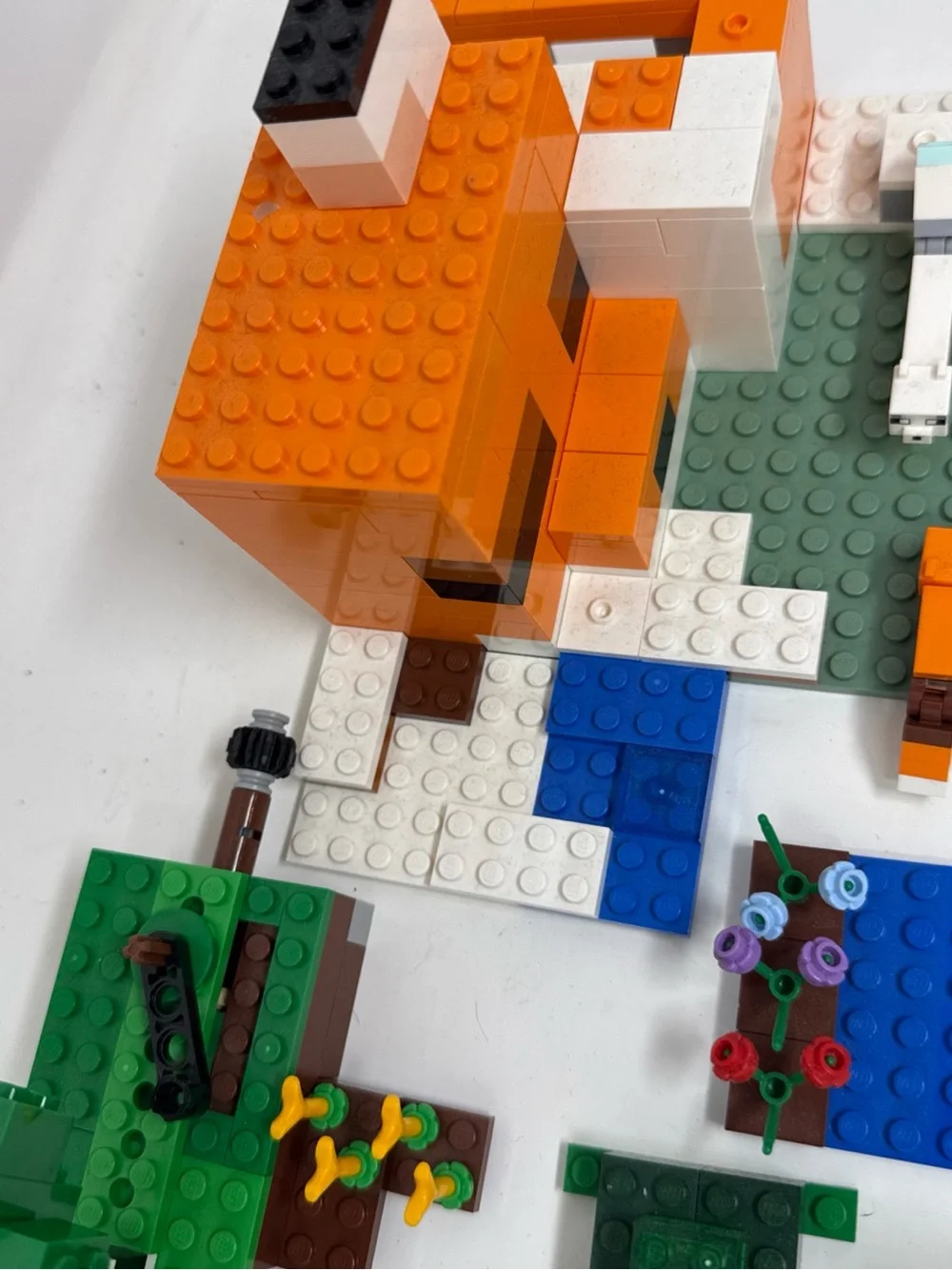 LEGO Green and Orange Minecraft Inspired Build Set